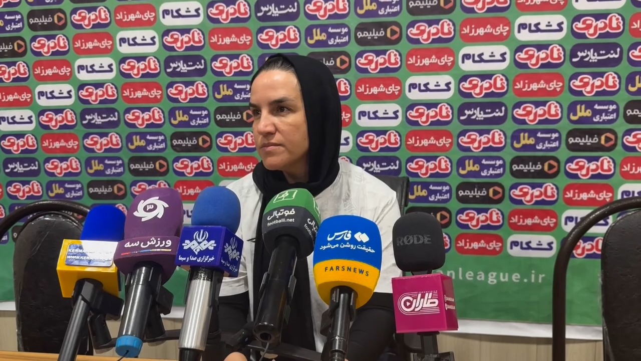 صحبتهای جهان نجاتی سرمربی گلگهر بعد از شکست مقابل خاتون