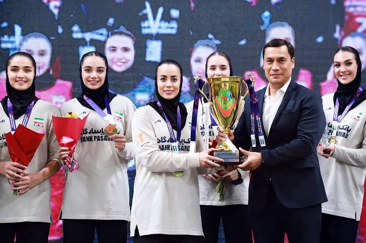 کاپیتان پرسپولیسی تیم ملی والیبال زنان: اگر استقلال تیم‌داری کند ممکن است آبی‌پوش شوم!