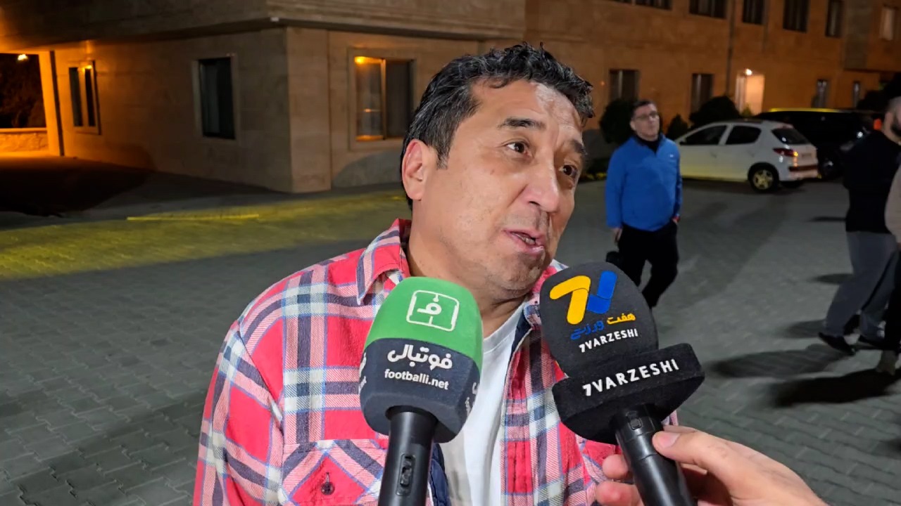 واکنش خداداد عزیزی به انتقاد محمد نصرتی از بیرانوند