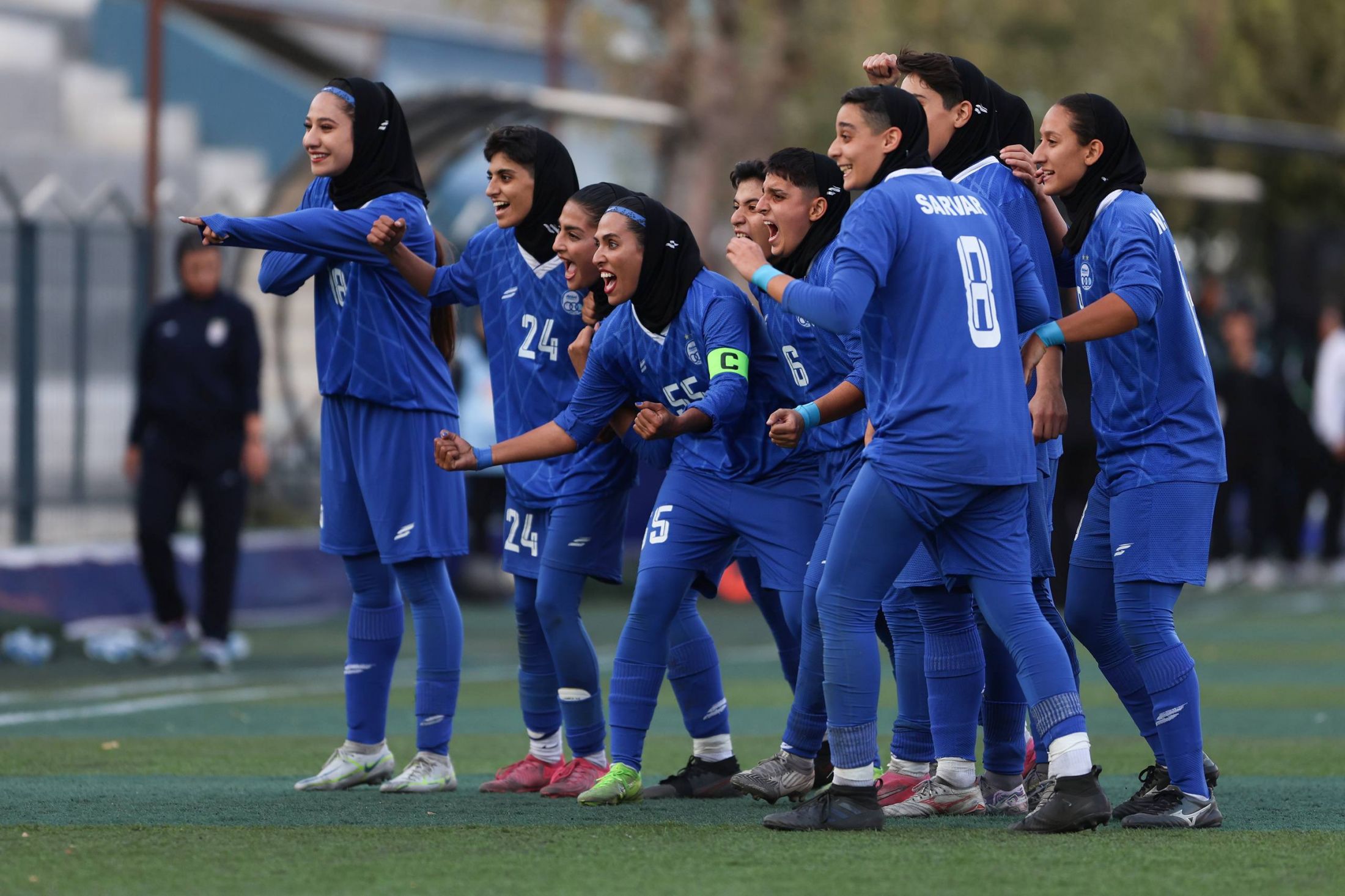 برد استقلال و فولاد در لیگ دسته اول فوتبال زنان