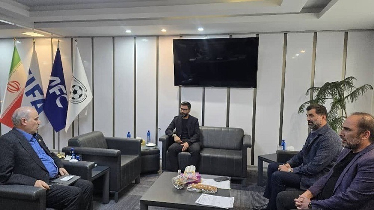 نشست اضطراری سرمربی تیم امید با رییس فدراسیون فوتبال
