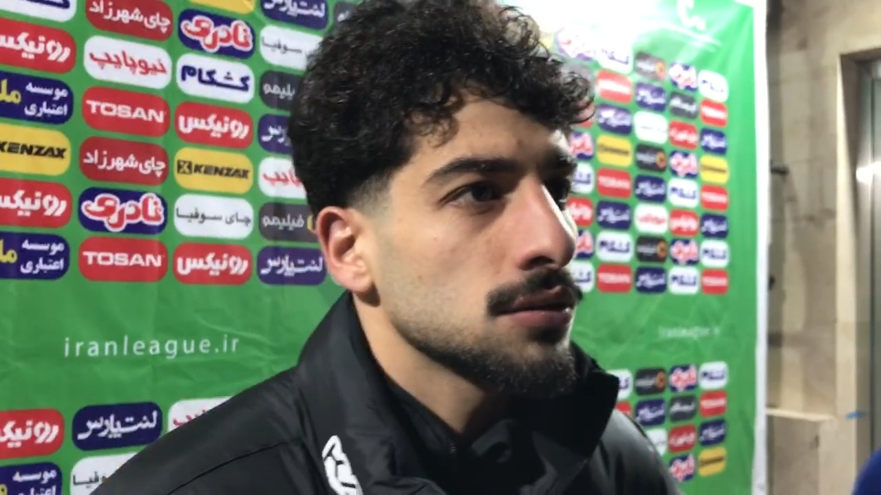انتقاد مهدی هاشم نژاد بازیکن تراکتور از وضعیت زمین پس از تساوی مقابل استقلال خوزستان