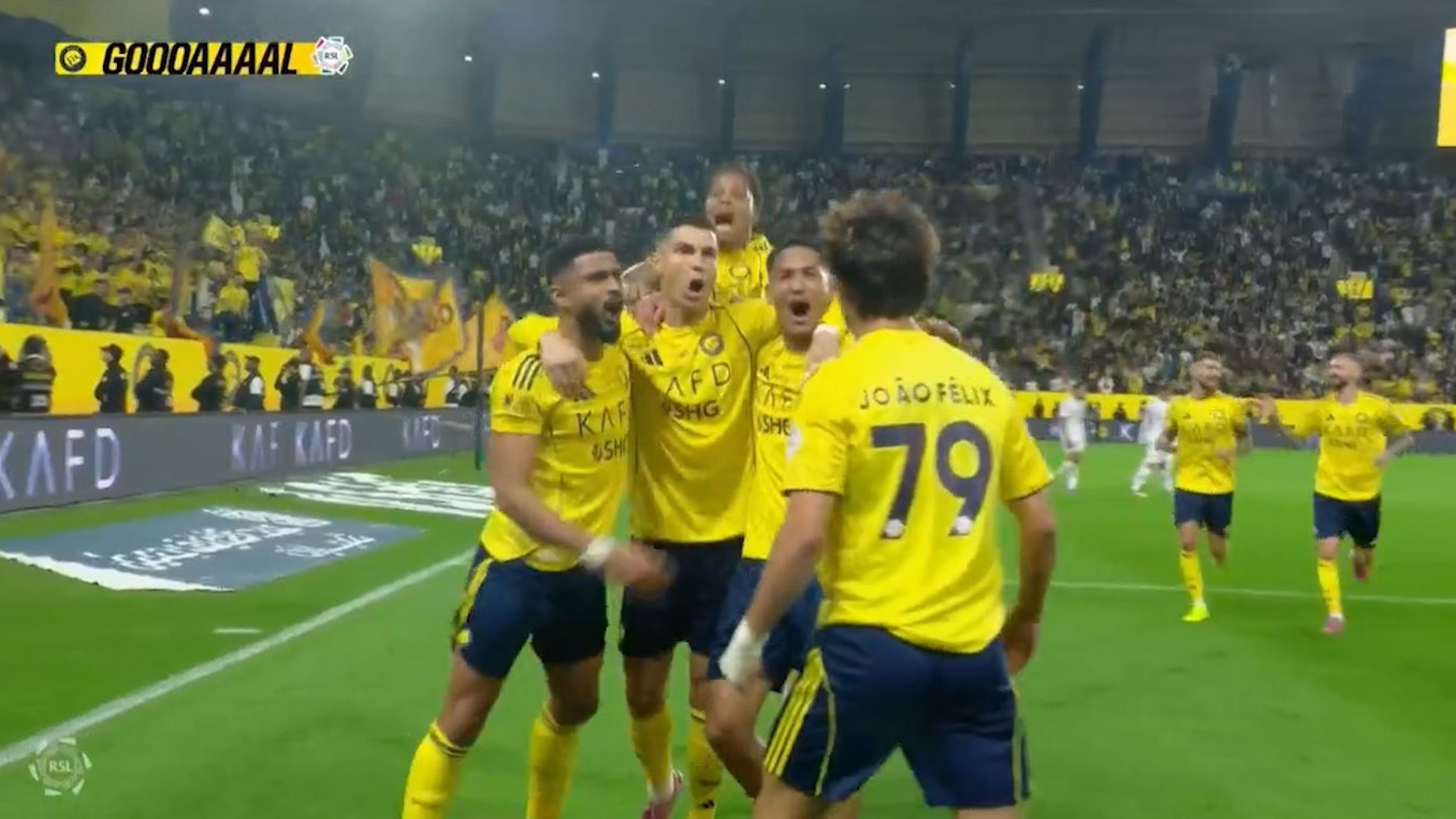 گل اول النصر به الاخدود (کریستیانو رونالدو)