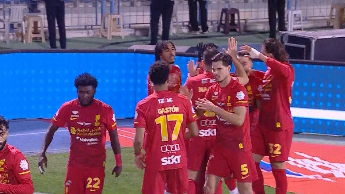 گل اول القادسیه عربستان به الاتحاد (کوئینونز)