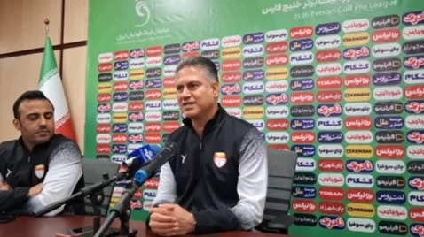 کنفرانس خبری حمید مطهری سرمربی فولاد پیش از تقابل با پرسپولیس
