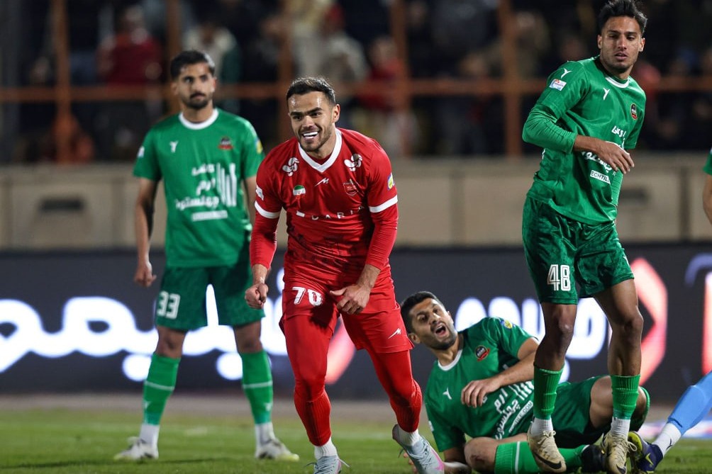 اورونوف، گران‌ترین بازیکن لیگ برتر!