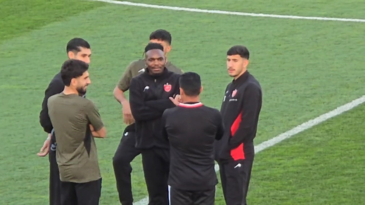 گرم کردن پرسپولیسی ها قبل از دیدار با خیبر خرم آباد