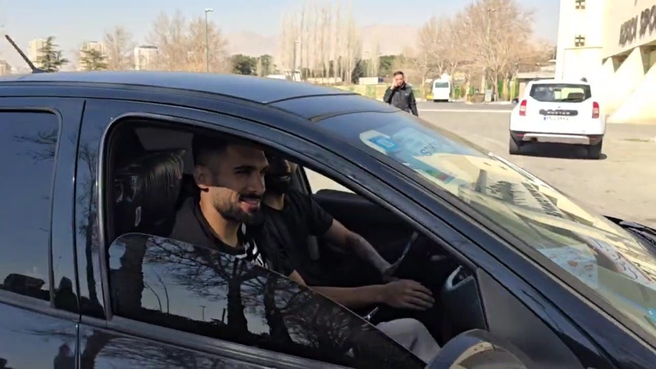 ورود و خروج بازیکنان استقلال از محل تمرین بدون انجام مصاحبه