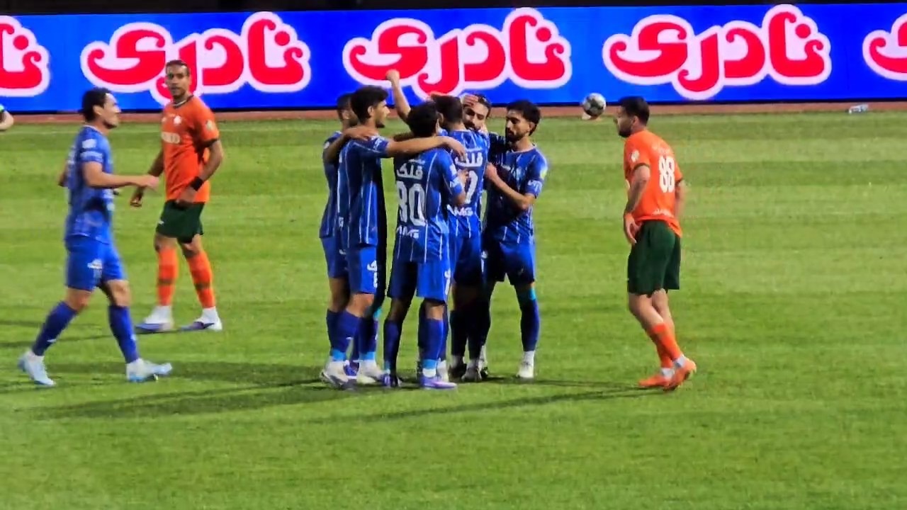 حواشی بازی مس رفسنجان و استقلال از زاویه دوربین فوتبالی