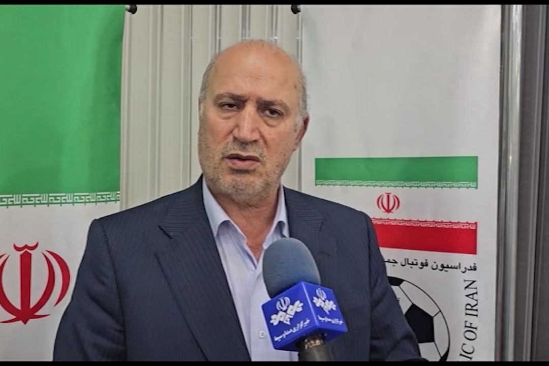 مهدی تاج: مانیکونه قرارداد دارد و باید به تیم ملی برگردد