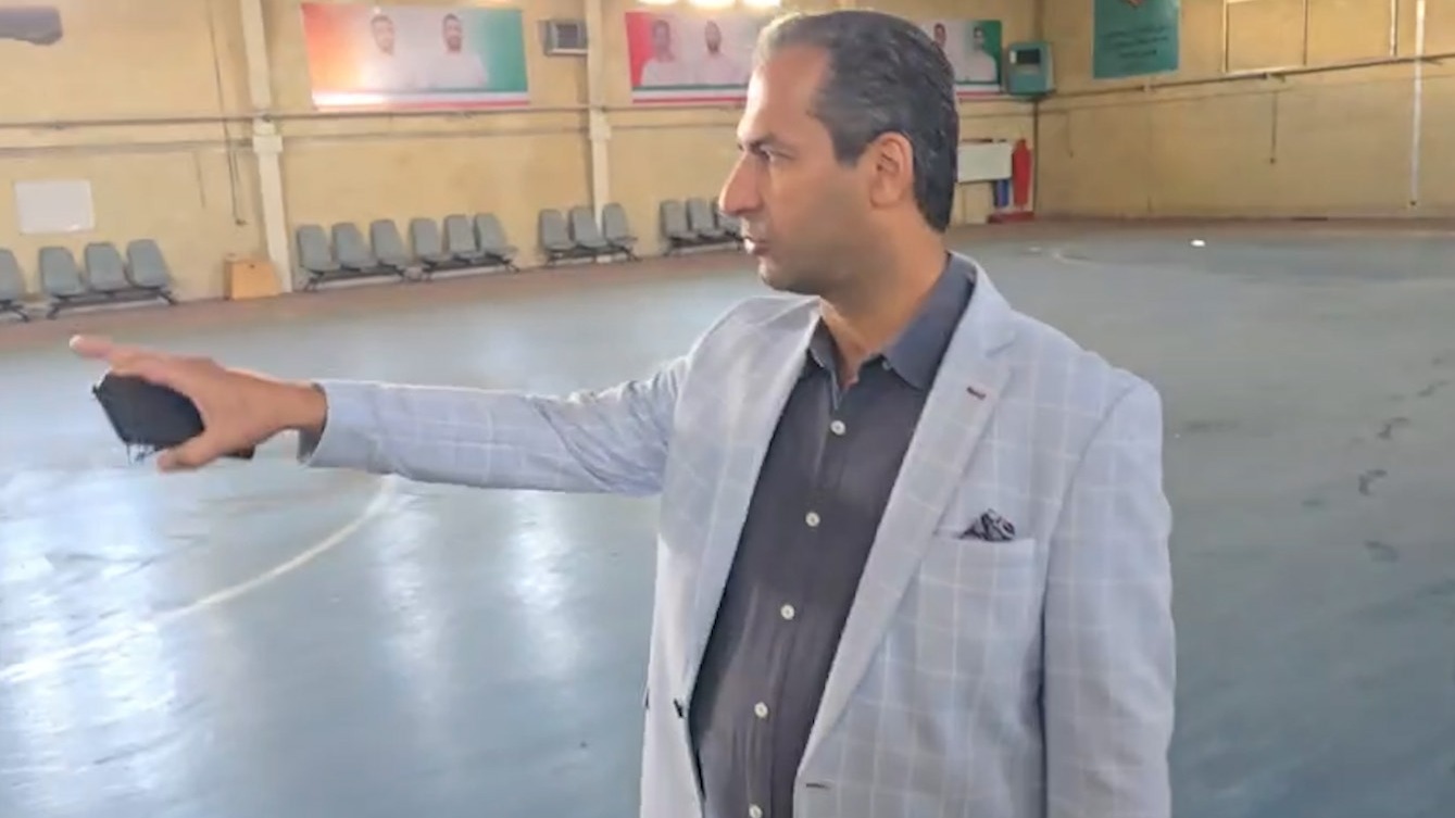 تخریب و آثار به جا مانده از ترکش در سالن فوتسال مرکز ملی فوتبال