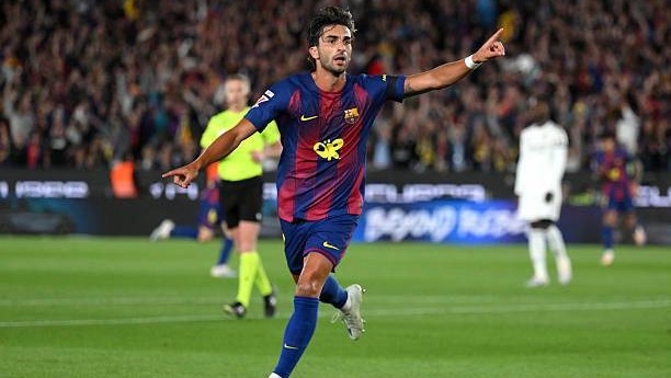 بارسلونا 2-0 رئال مادرید؛ جشن قهرمانی آبی‌اناری‌ها مقابل دیدگان دشمن سنتی