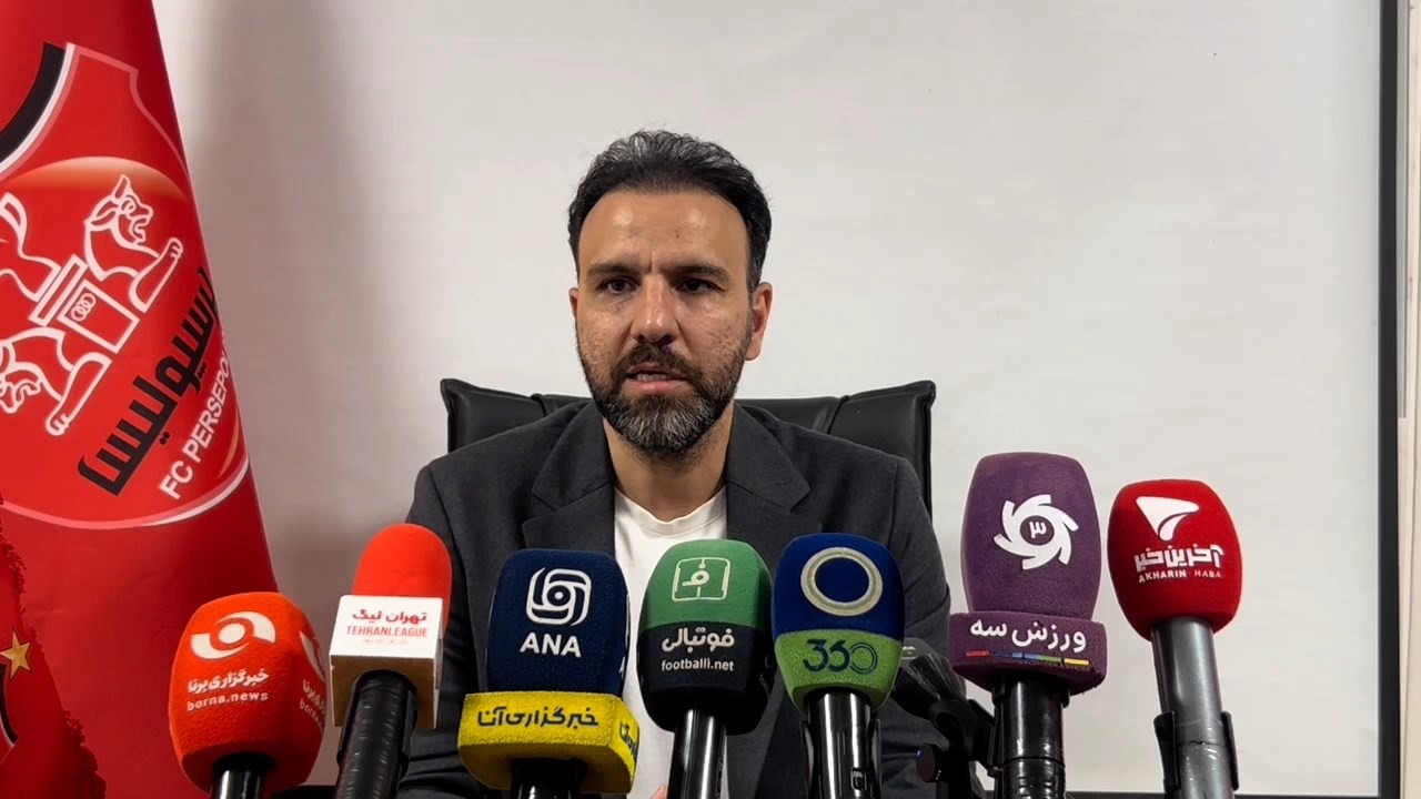 خلیلی: سروش رفیعی و میلاد محمدی تحت قرارداد پرسپولیس هستند