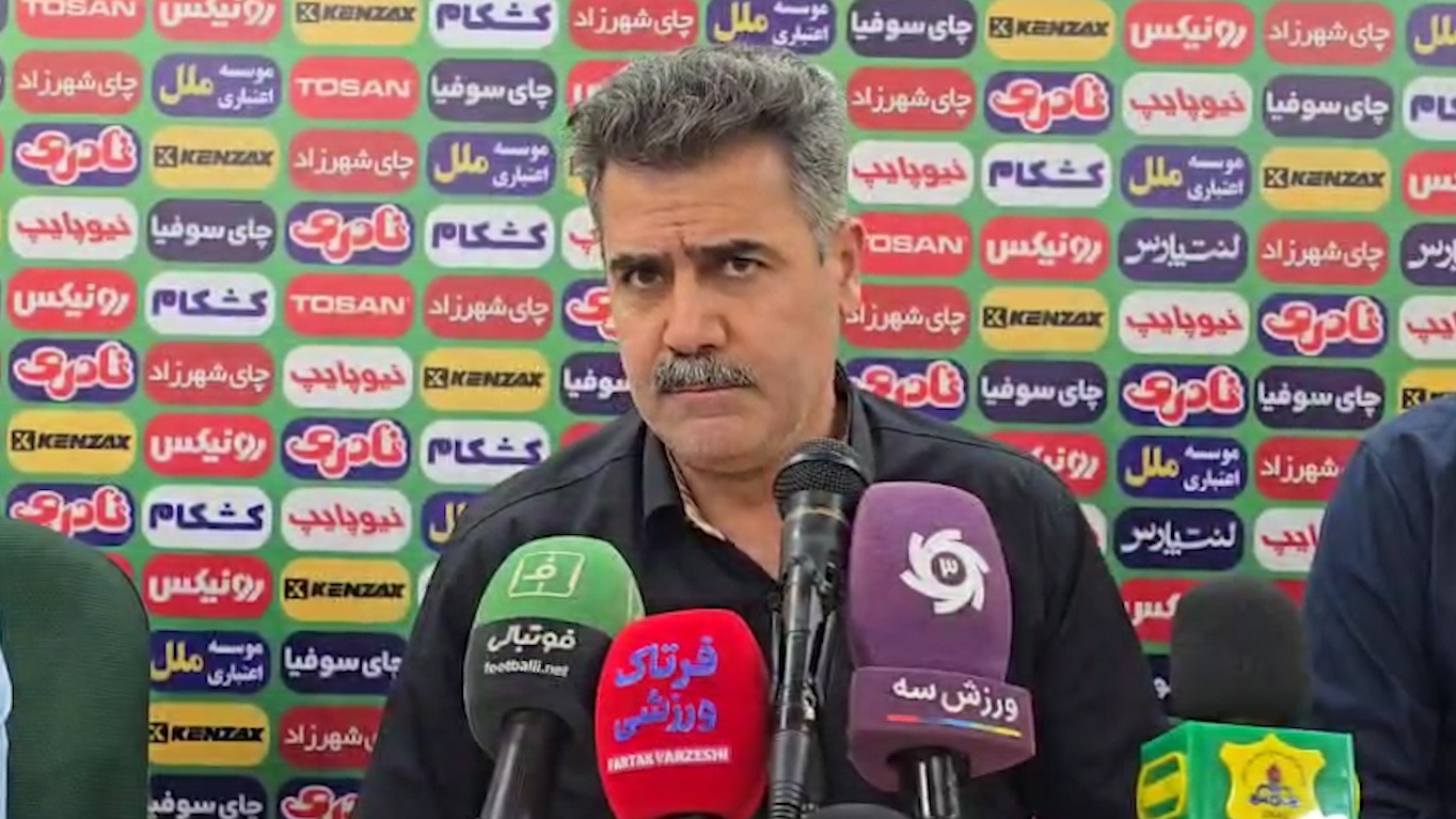 پورموسوی: هیچ شکایتی نسبت به علی وزیری بازیکن مس شهربابک نداریم