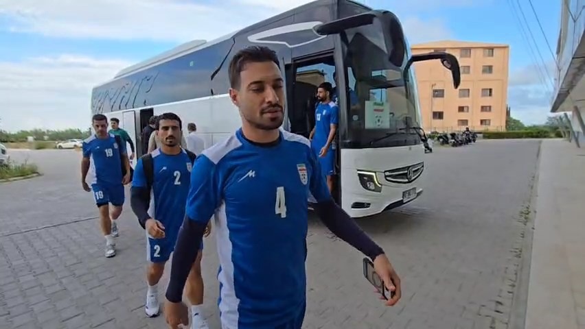ورود کادرفنی و بازیکنان تیم ملی برای جلسه تمرینی امروز در کمپ آنتالیا