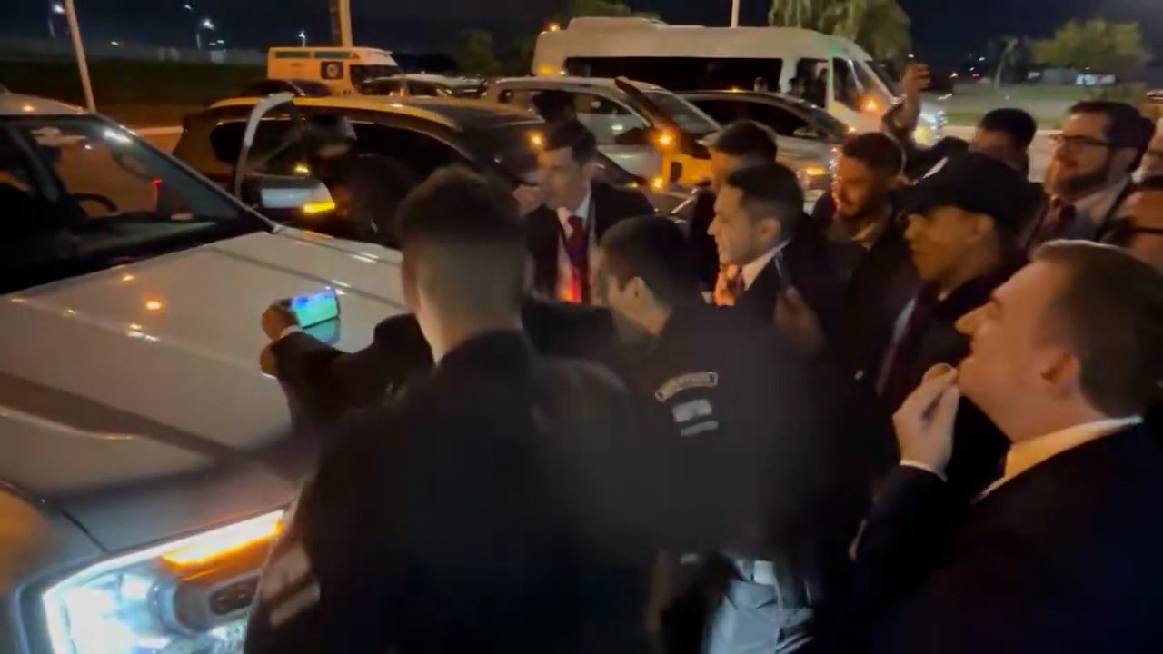 شادی پلیس پاراگوئه لحظه صعود تاریخی به مرحله بعدی جام جهانی
