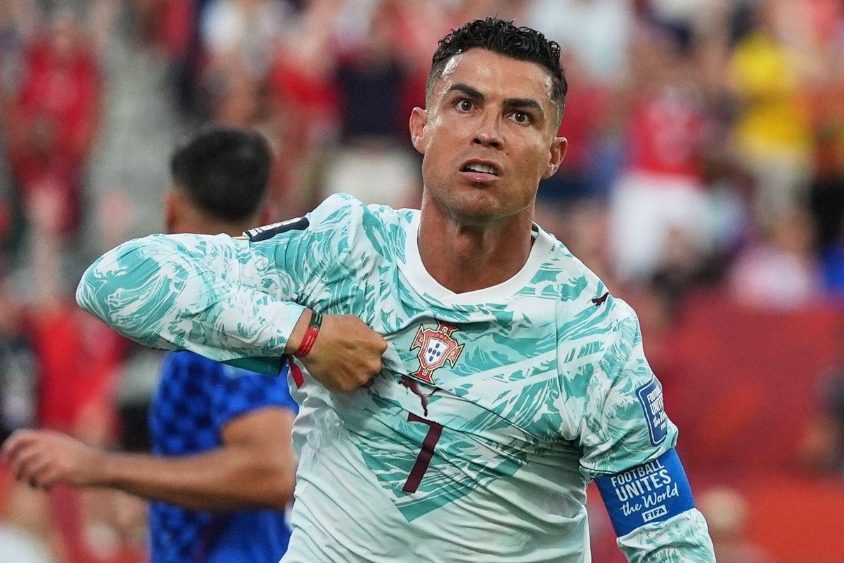 رونالدو به رونالدو رسید؛ برابری دو اسطوره در مهم‌ترین جام‌ها
