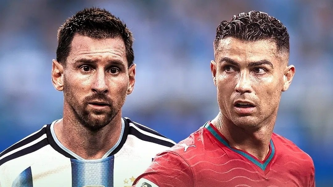 رونالدو یا مسی؟ ستارههای سابق فوتبال، کریستیانو را برنده میدانند!