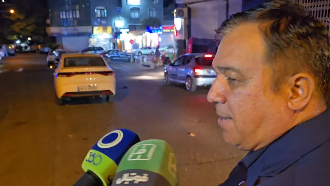 بی‌ توجهی تاجرنیا به سوال خبرنگار در خصوص پنجره نقل و انتقالات استقلال