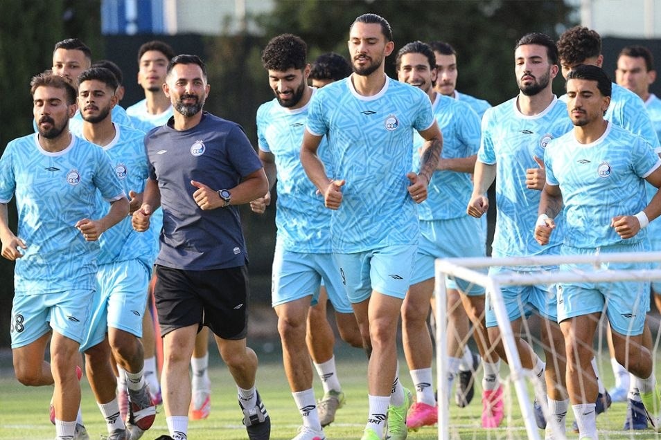 اردوی خارجی استقلال منتفی شد؟