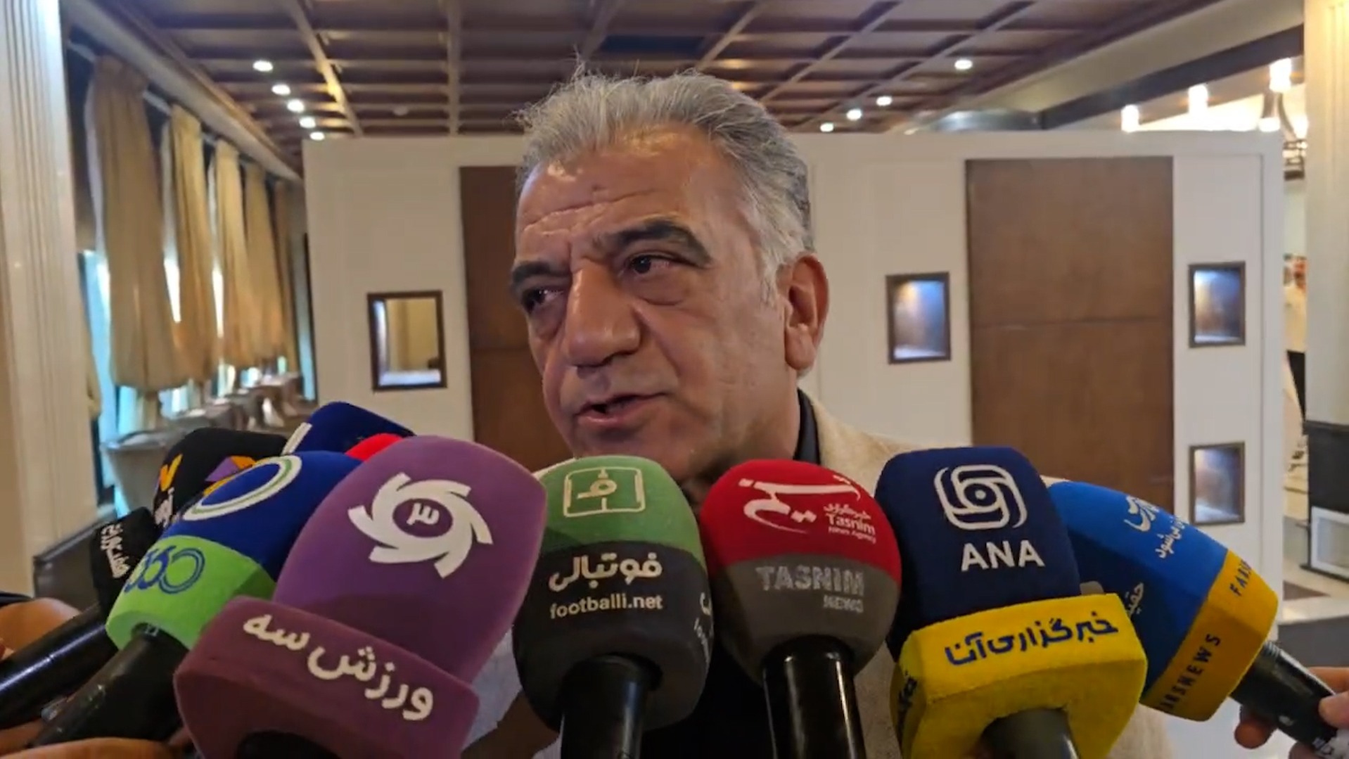 طاهری: خیلی‌ ها اعتبارشان را از استقلال گرفته‌ اند ولی برای تیم حاشیه درست می‌ کنند