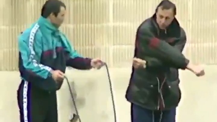 آموزش طناب زنی یوهان کرایوف به استویچکوف