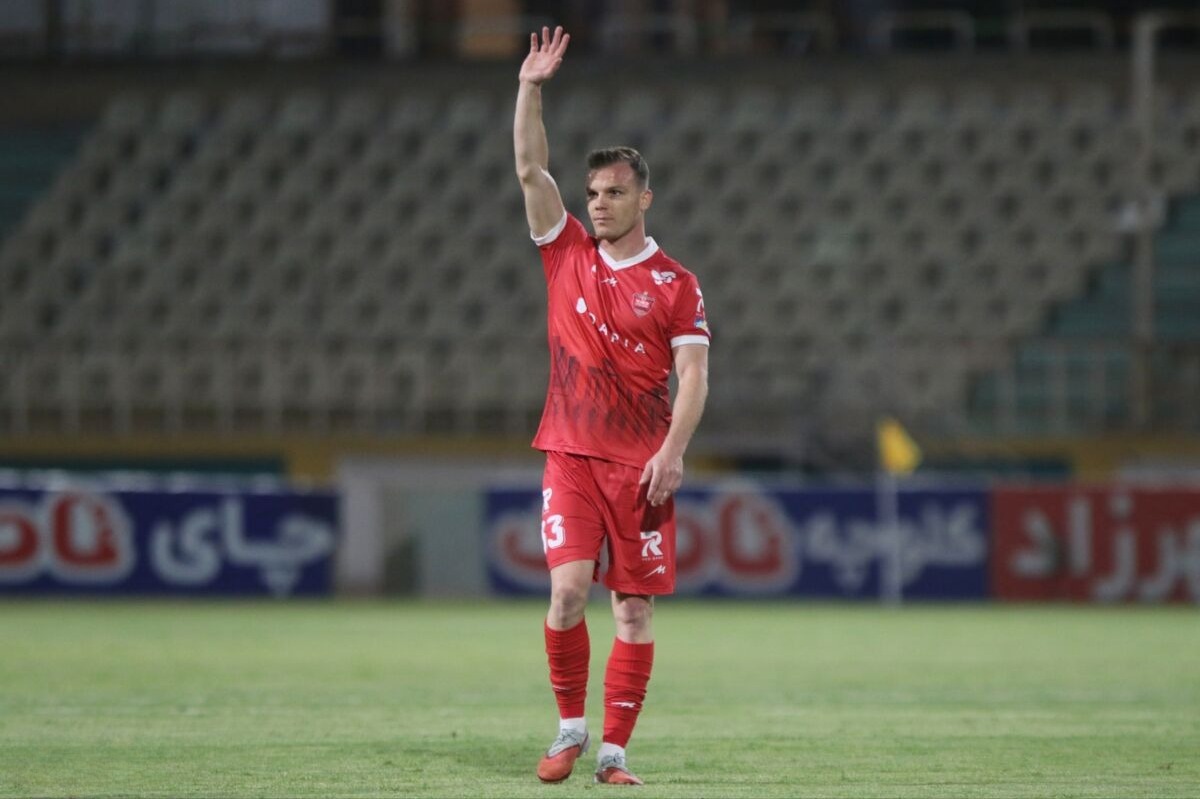 موافقت تارتار با ادامه حضور دنیل گرا در پرسپولیس