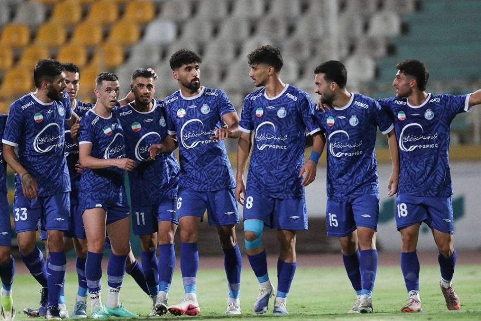 استقلال بدون اعلام رسمی، خودش را قهرمان لیگ ۲۵ اعلام کرد! (عکس)