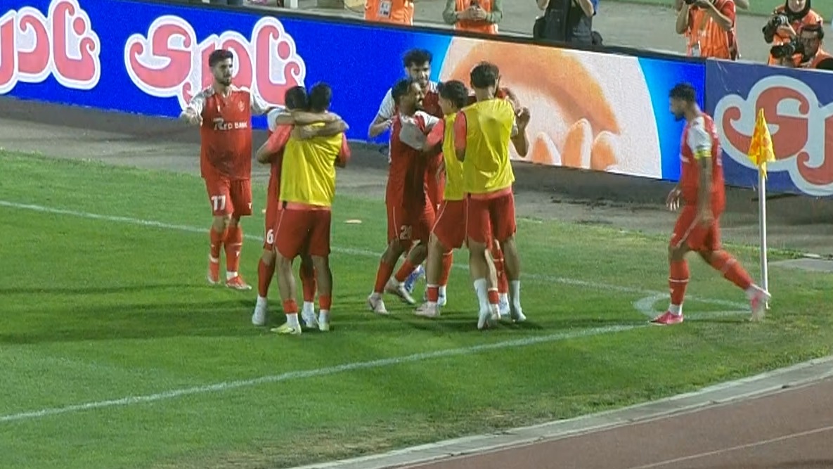 گل اول پرسپولیس به شمس آذر قزوین (محمدمهدی محبی)