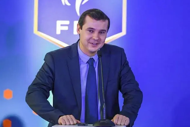 یکی از مدیران فیفا پس از انتقاد از اینفانتینو برکنار شد