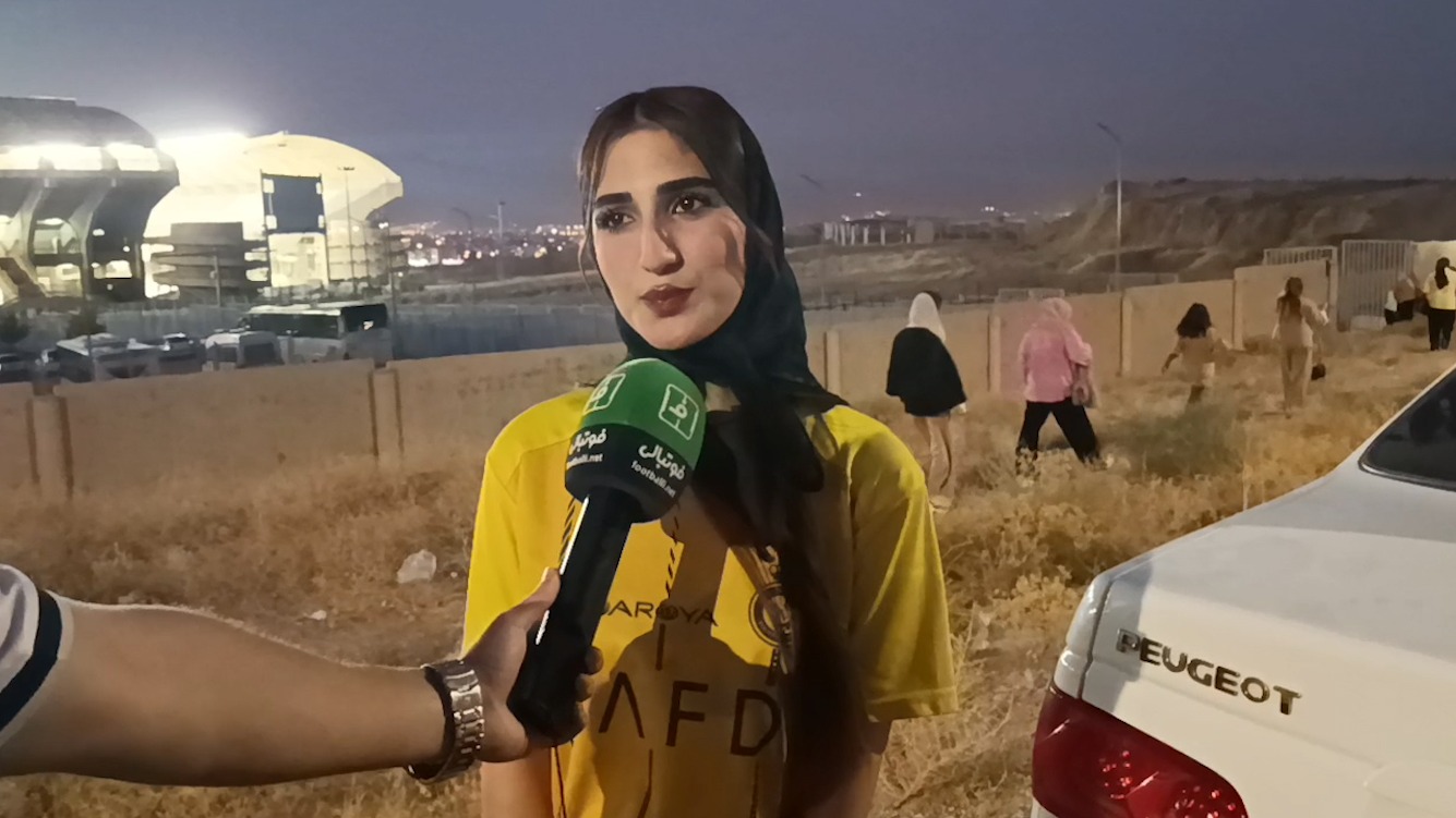 گفتوگوی متفاوت با هوادارن فجر سپاسی پیش از بازی با صنعت نفت