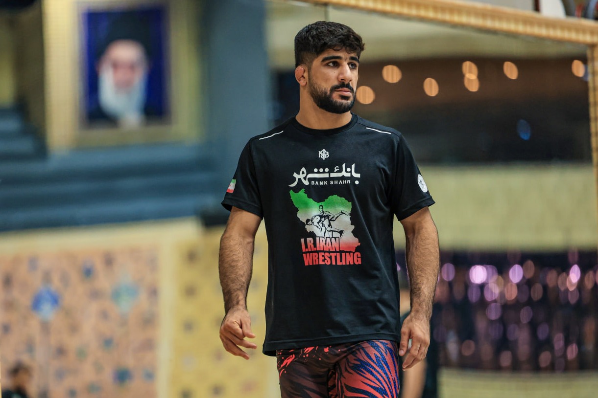 بازگشت قهرمان المپیک پس از ۱۰ ماه دوری؛ اسماعیلی به لهستان رفت