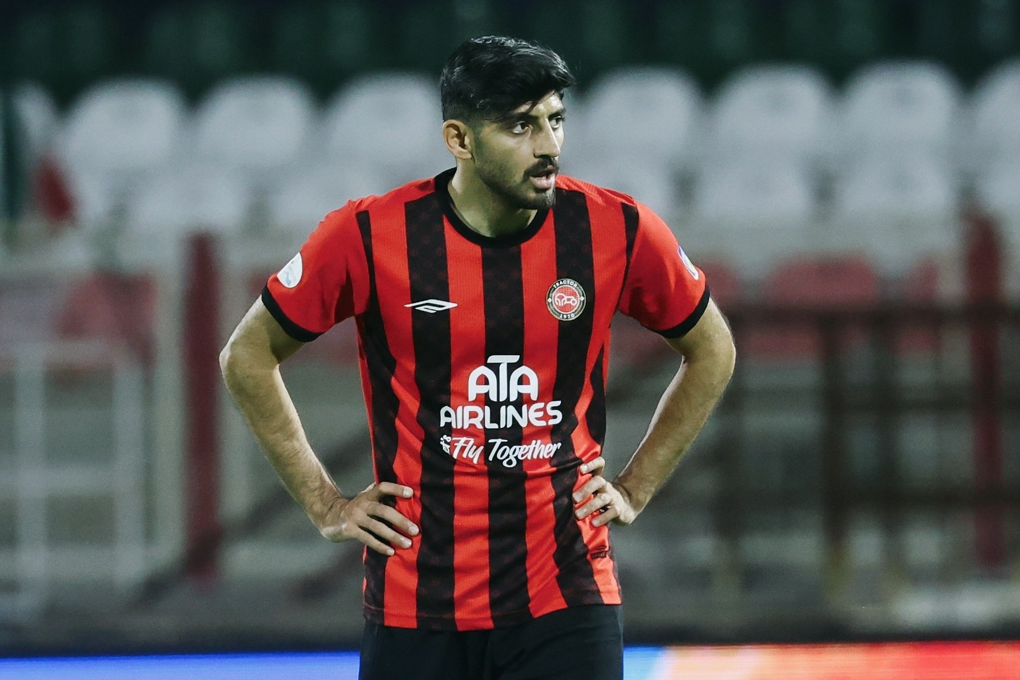 در شب تقابل با پرسپولیس؛ ترابی وارد باشگاه سیصدتایی‌ها شد