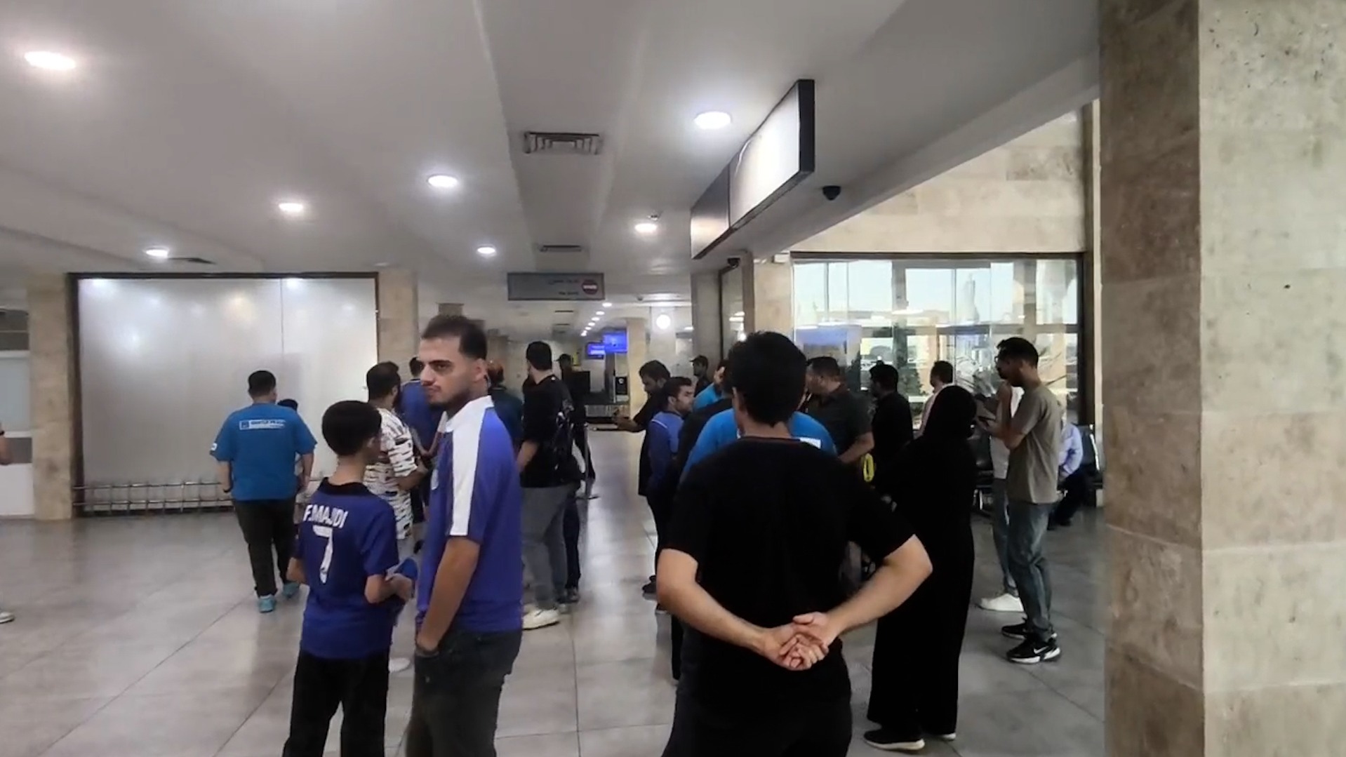 استقبال هواداران استقلال در فرودگاه