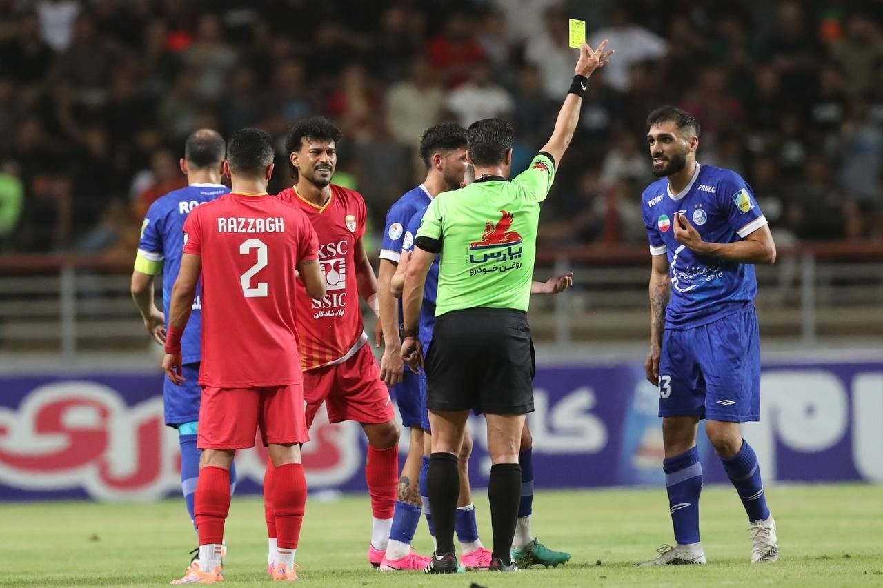 حاشیه روز؛ پرتاب سنگ و بطری به سمت رامین رضاییان