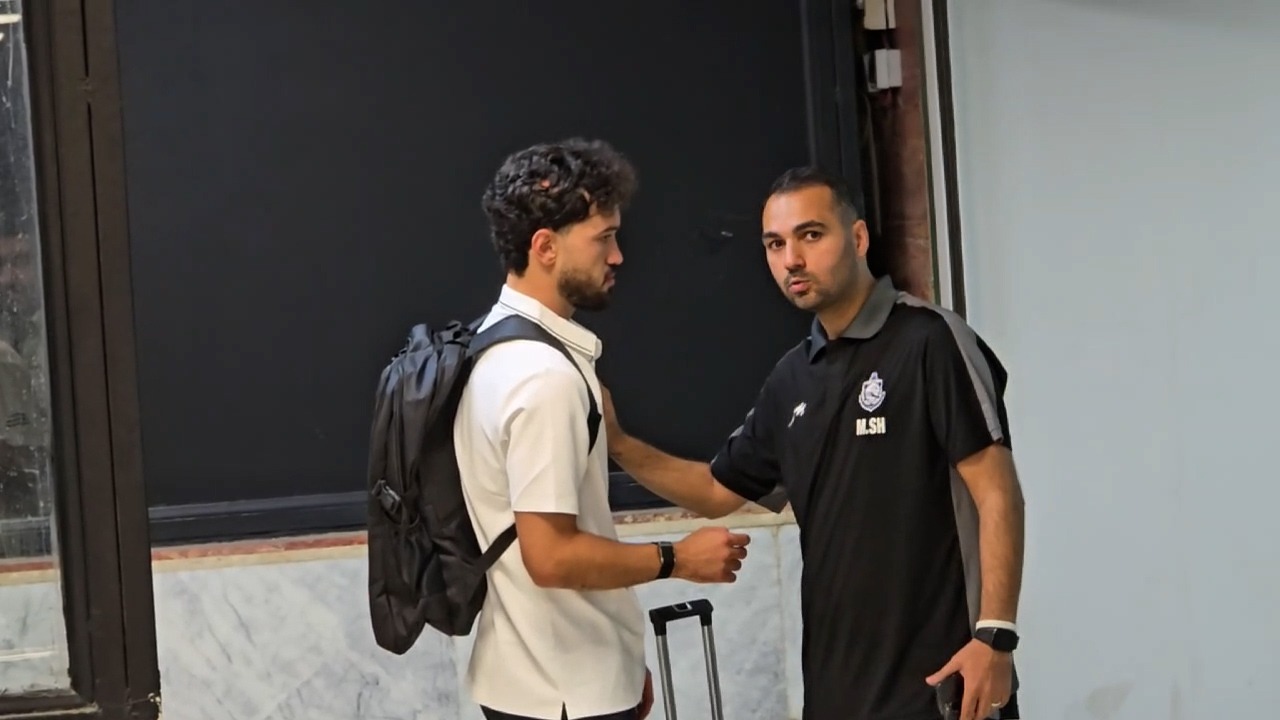 برخی از بازیکنان پرسپولیس بدون انجام مصاحبه ورزشگاه را ترک کردند