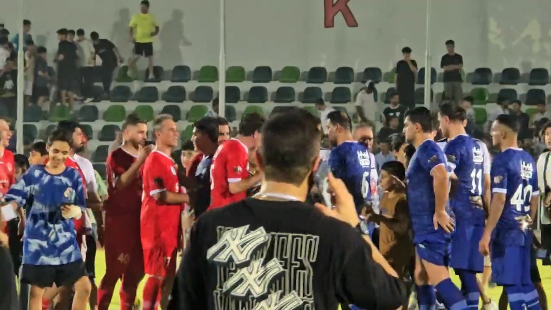 پایان بازی دوستانه پیشکسوتان استقلال و پرسپولیس