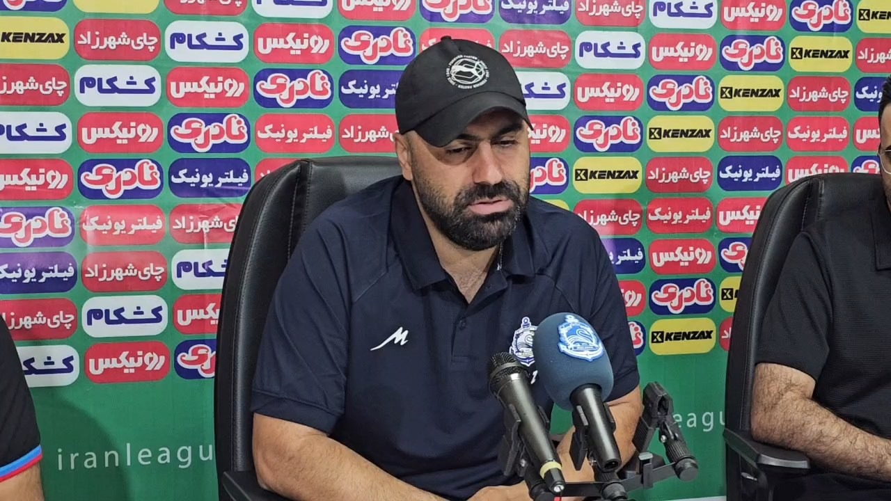 زارع: ملوان و نساجی به گردن فوتبال ایران حق دارند
