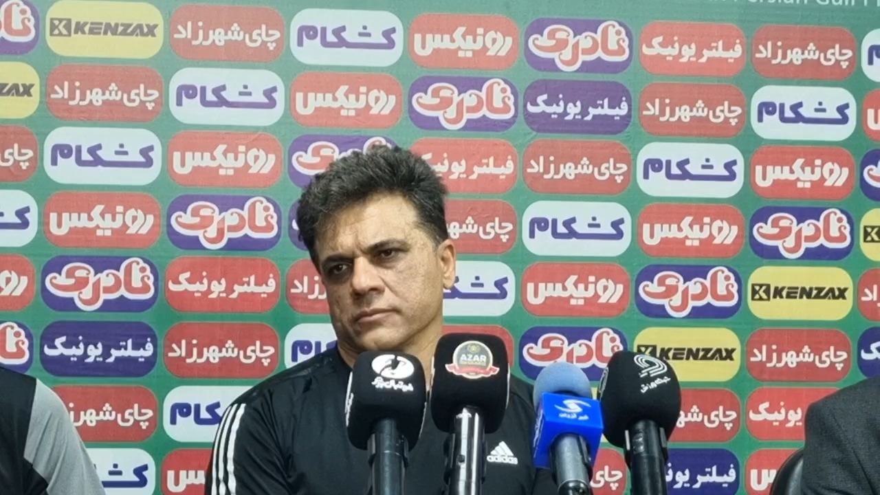 کنفرانس خبری وحید رضایی سرمربی شمس آذر پس از تساوی مقابل تراکتور