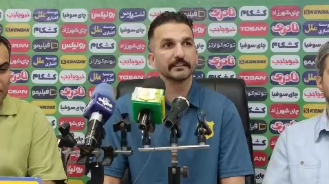 انتقاد محمد نوری سرمربی نفت آبادان از فاصله بازیهای این تیم نسبت به رقبا