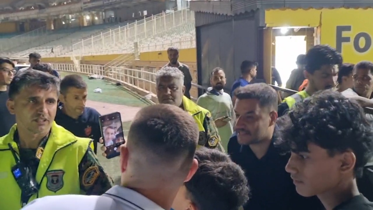 تلاش هواداران پرسپولیس برای سلفی با سرگیف