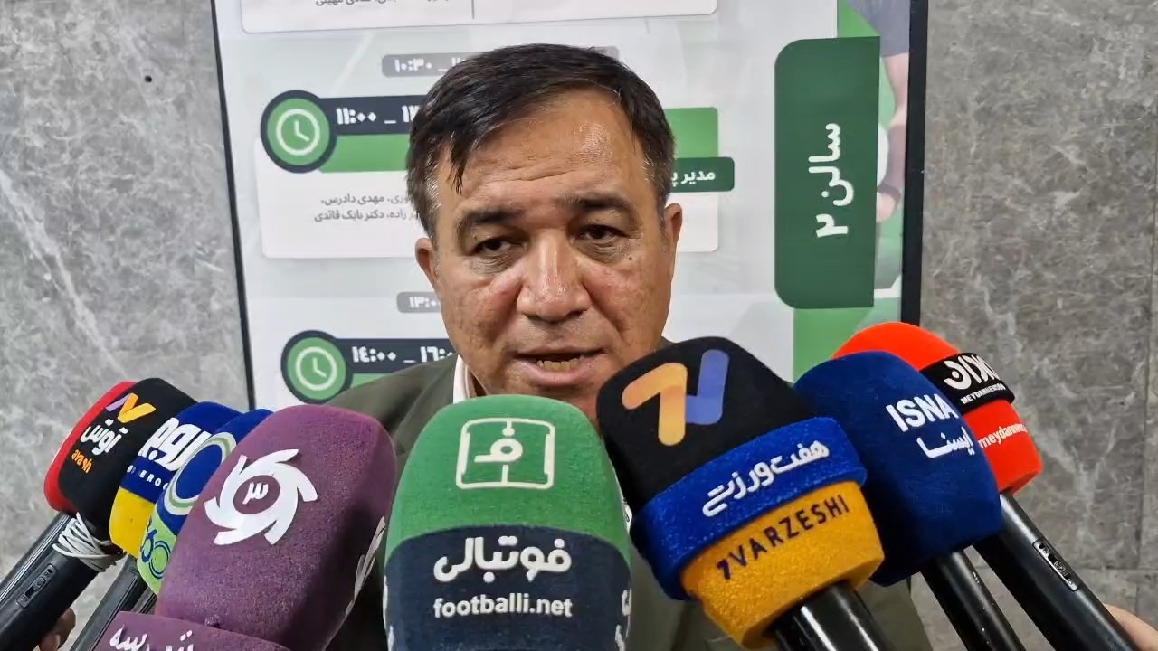 تاجرنیا: از بختیاری زاده خواستم که زودتر عضو جدید کادر فنی را مشخص کند