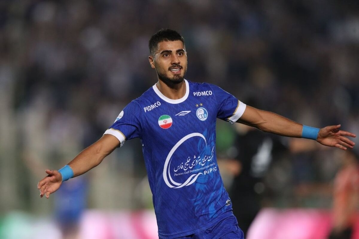 مهاجم استقلال ۱۰ زندانی را آزاد کرد