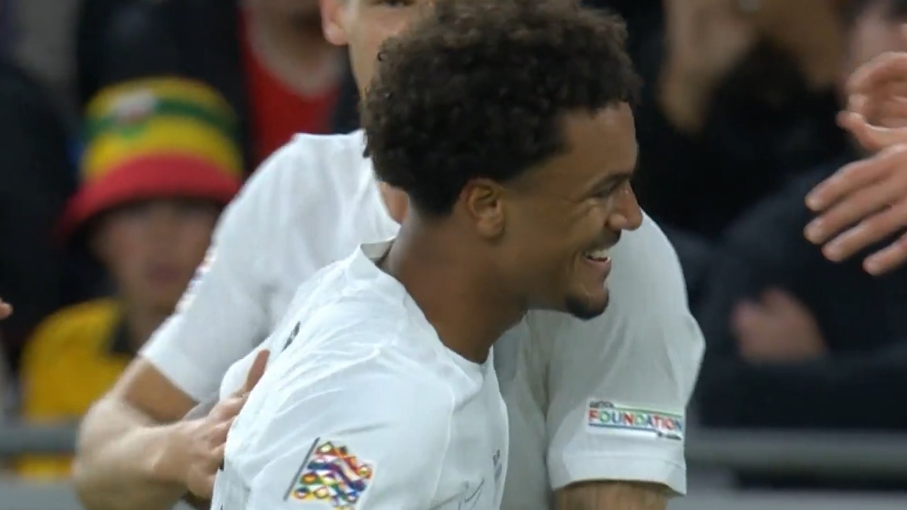 گل اول نروژ به ولز (اسکار باب) فوتبالی | 