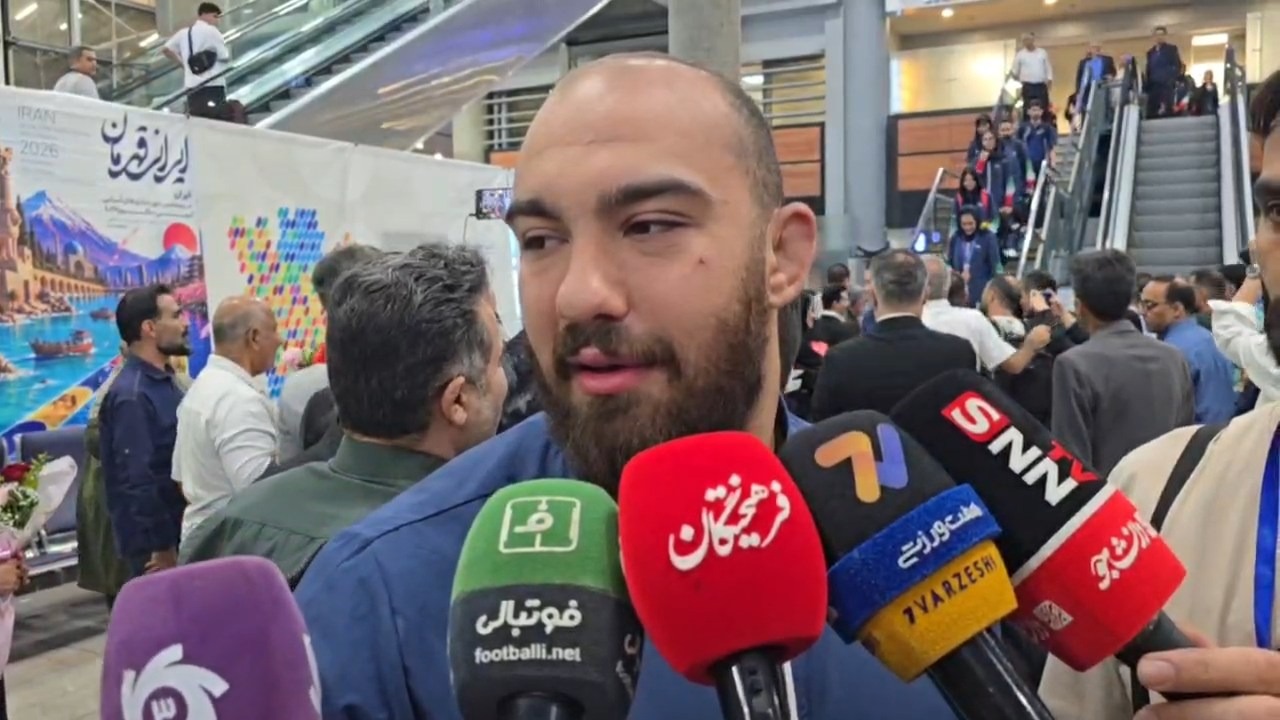 امیرحسین زارع: خدارو شکر میکنم که از ناگویا دست پر برگشتم