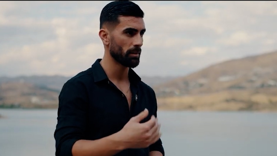 سینا اسدبیگی: در آستانه افسردگی بودم؛ دوست دارم روزی به پرسپولیس برگردم