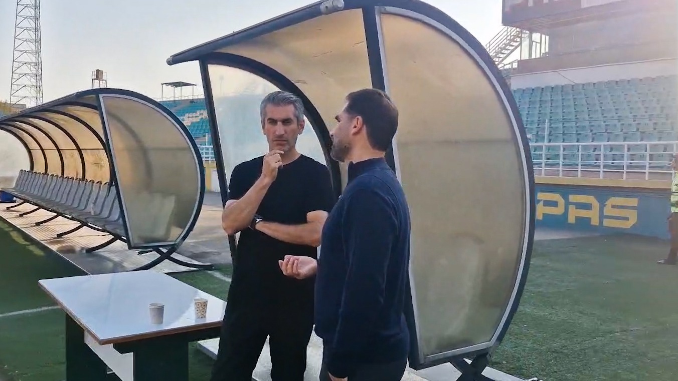 گپ و گفت دو سرمربی تیمهای سایپا و جزیره قشم قبل از شروع بازی