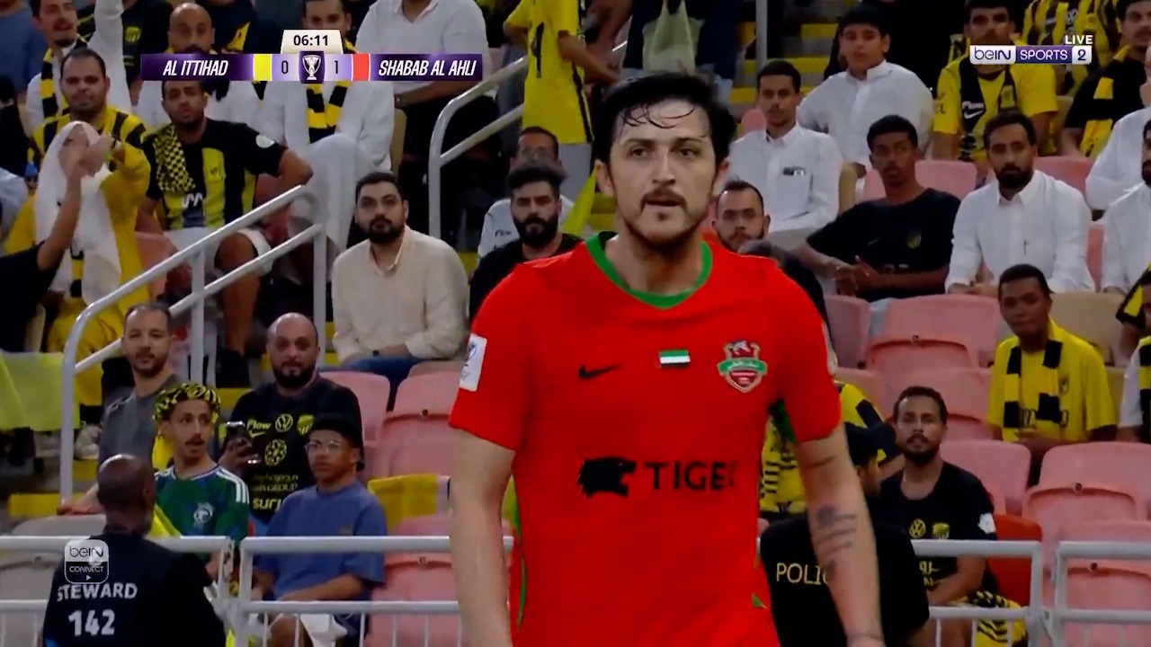 گل اول شباب الاهلی به الاتحاد (سردار آزمون)