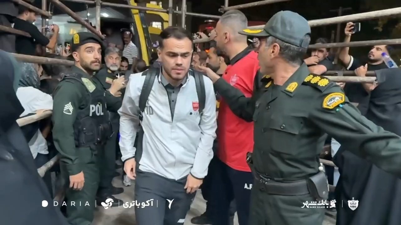 از تهران تا خرم‌ آباد با کاروان پرسپولیس