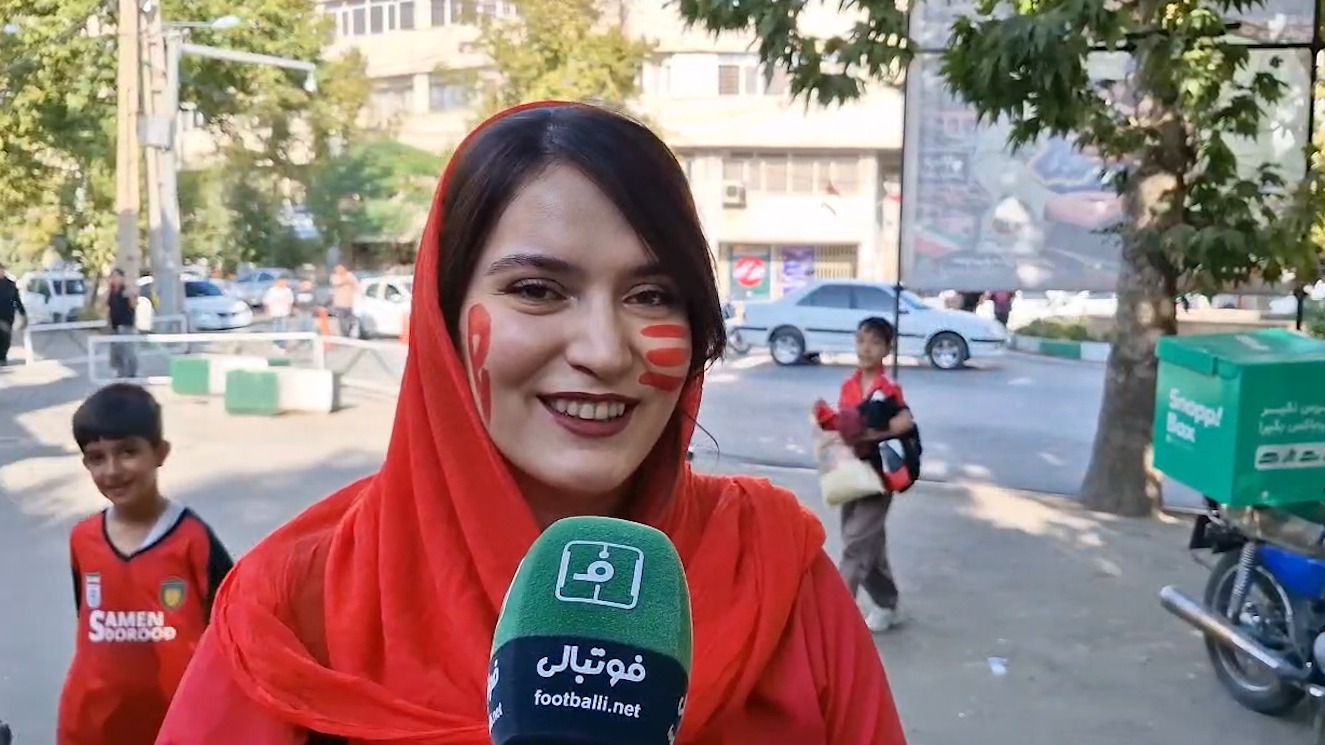هوادار بانوی پرسپولیسی: جو ورزشگاه سنگین نشود، برد برای پرسپولیس است